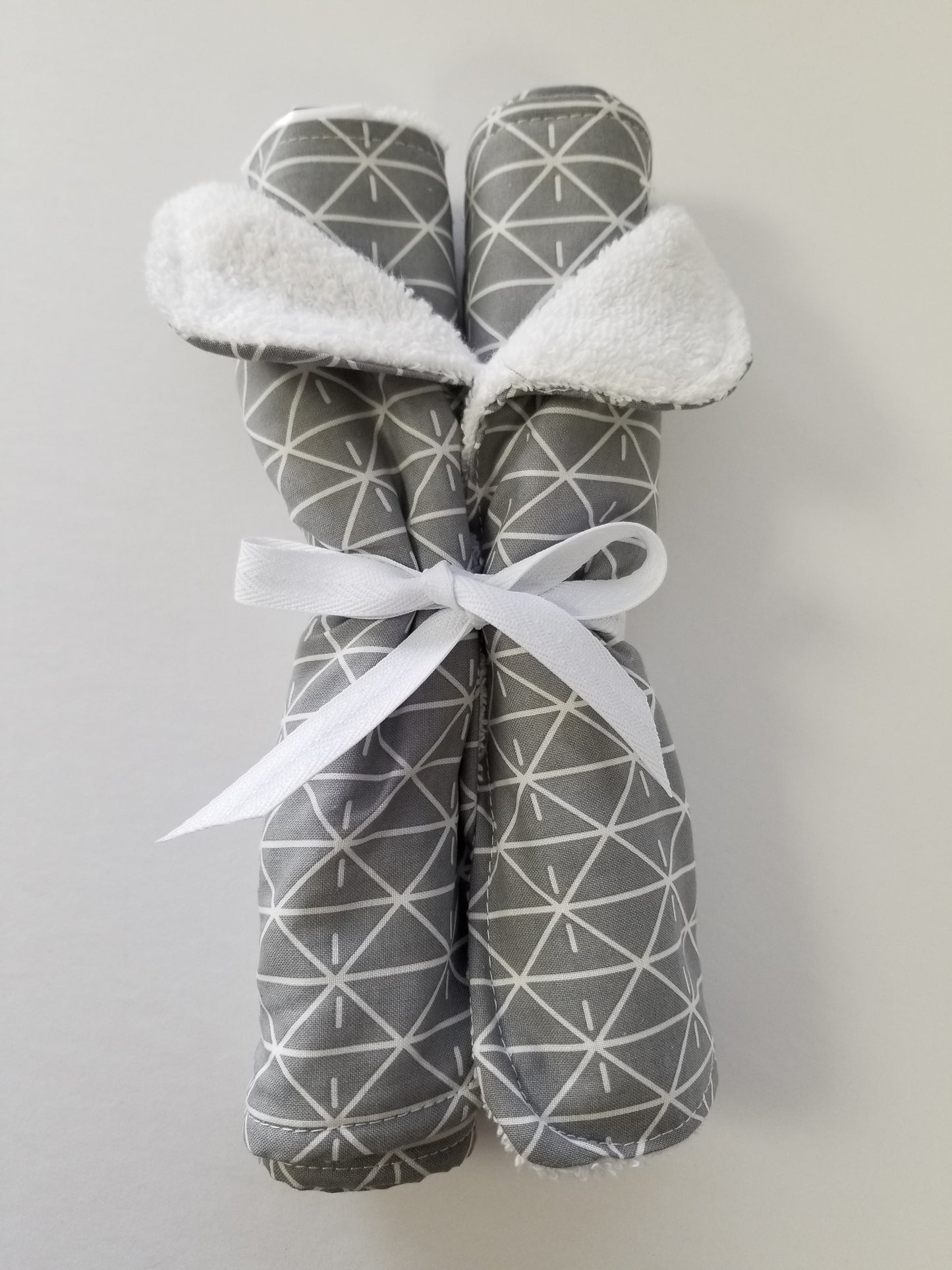 Diamond Grey Burp Cloth set/2