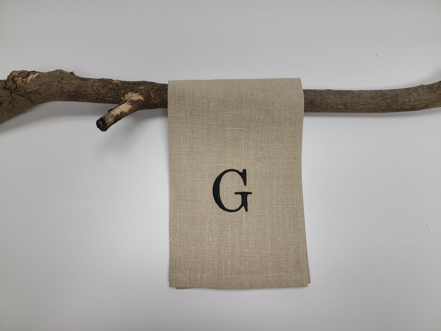 Monogram Linen Fingertip Towel Natural