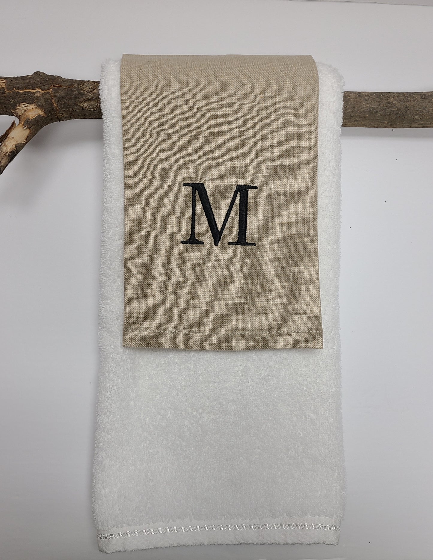 Monogram Linen Fingertip Towel Natural