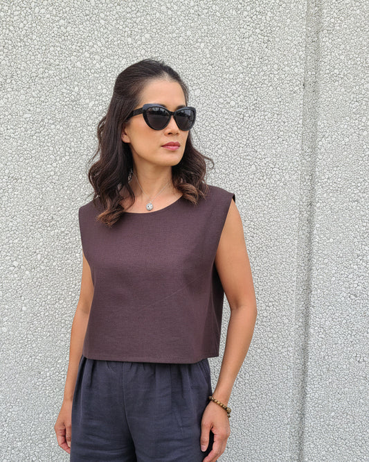 The KIKI Linen Top in Chocolate Brown