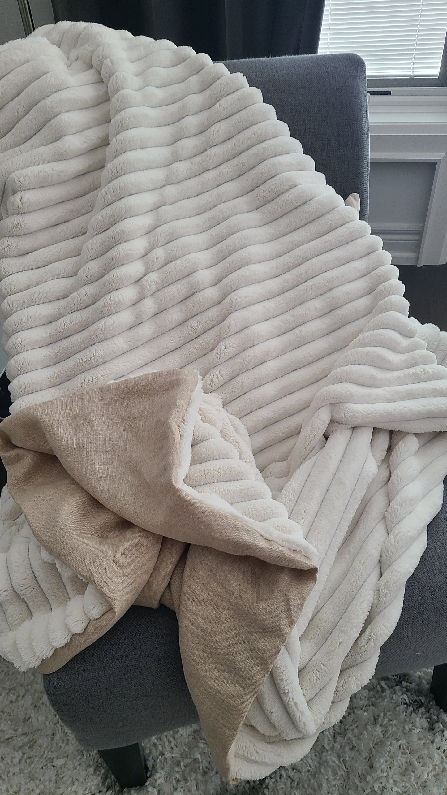 Natural Linen with Cream Corded Chenille Throw