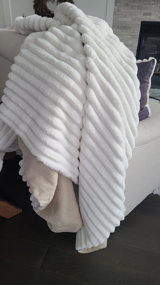 Natural Linen with Cream Corded Chenille Throw