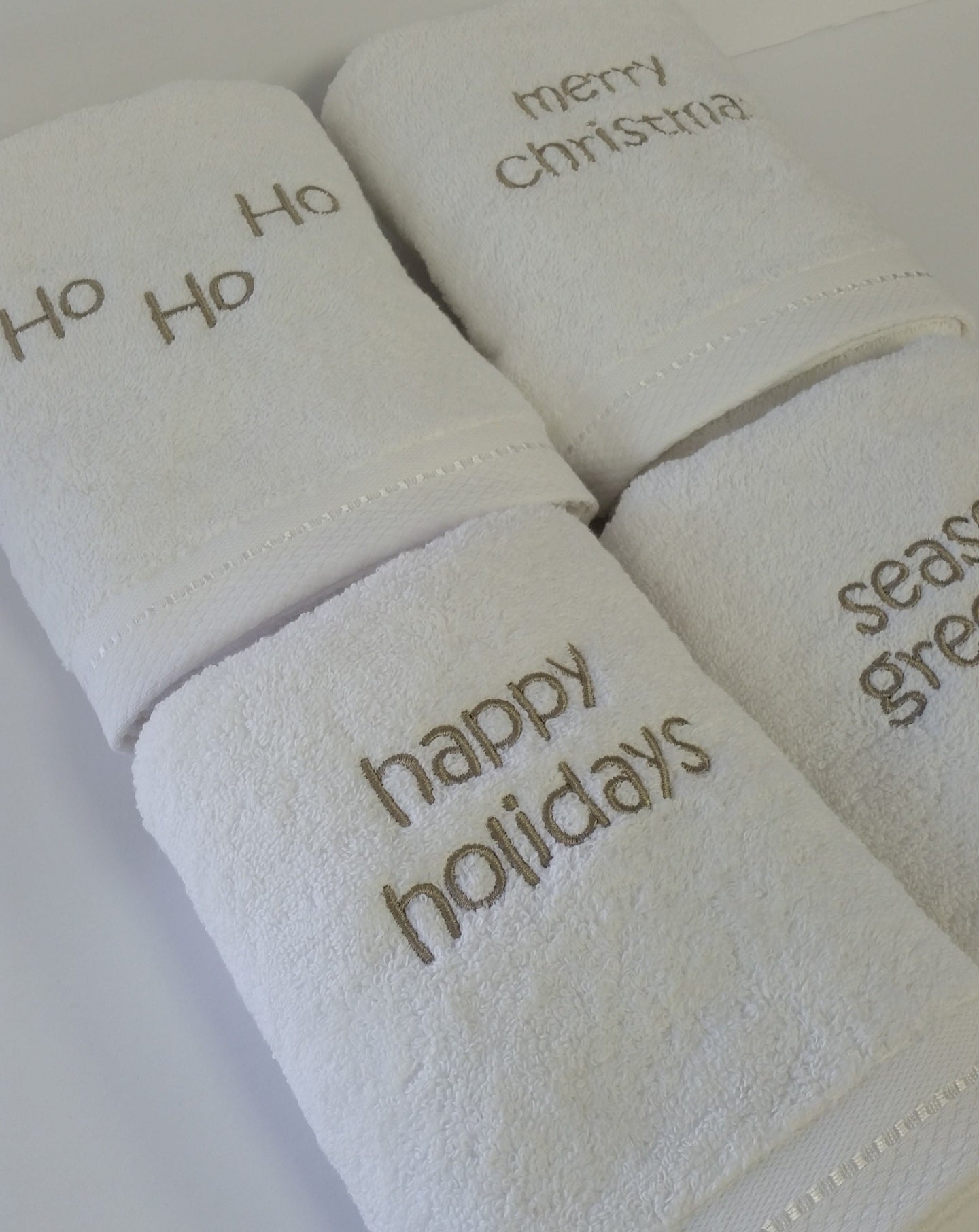 Holiday hand online towels